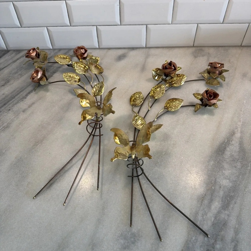Set Of 2 Homeco Vintage Brass Roses on with Butterflies Wall Hanging GW994